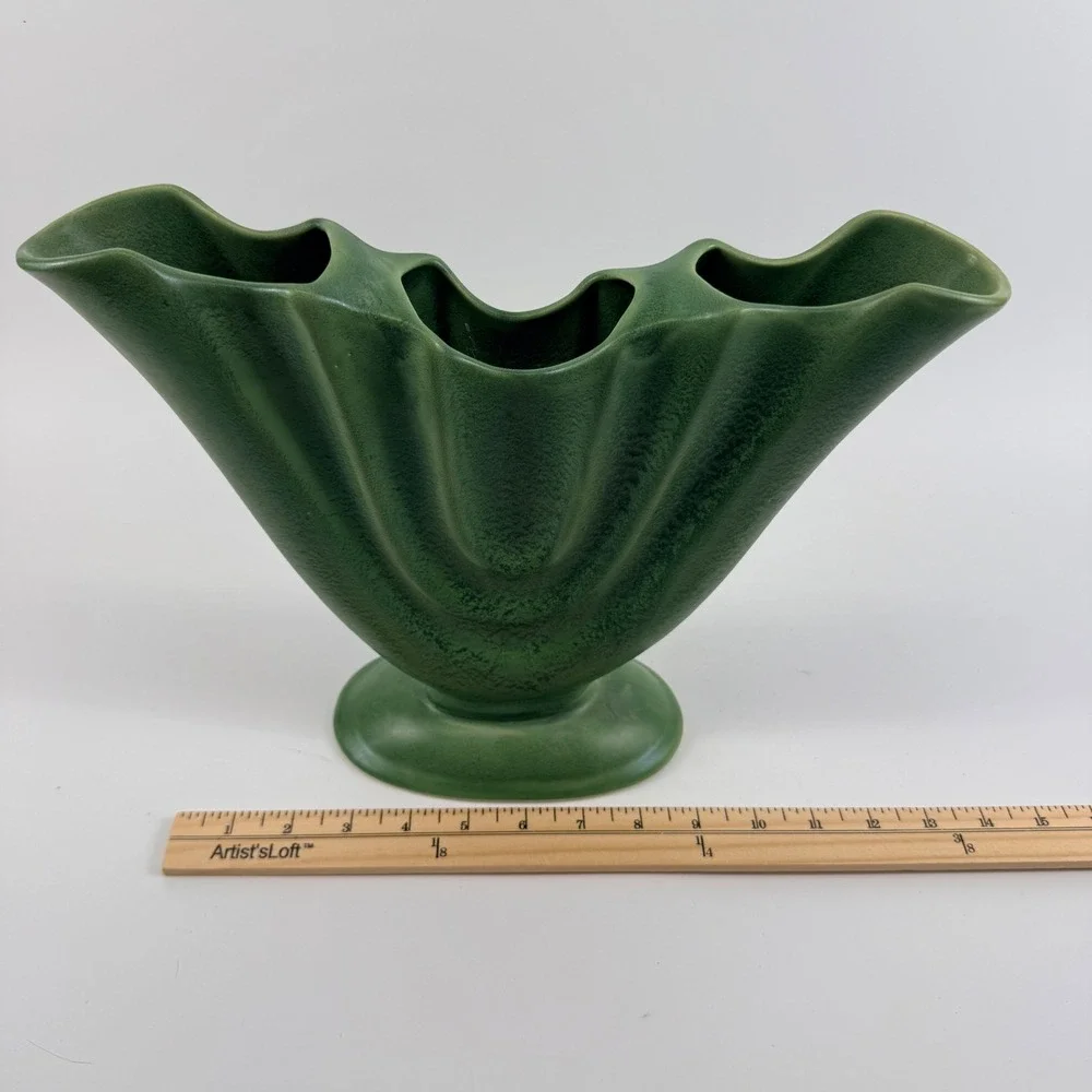 Camark sculptural fan
